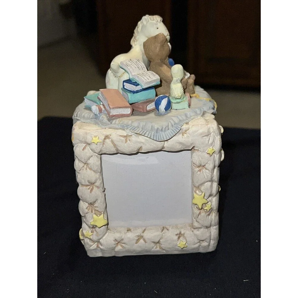 Vt 4 Sided Picture BoxMusic Box. Sanko It’s A Small World After All. Horse &Be